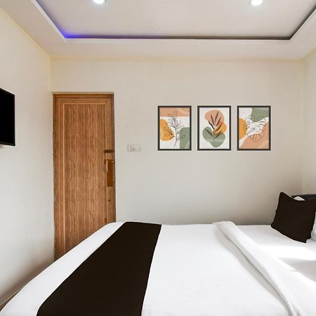 Super Hotel O New Alipore Колката Екстериор снимка