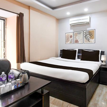 Super Hotel O New Alipore Колката Екстериор снимка