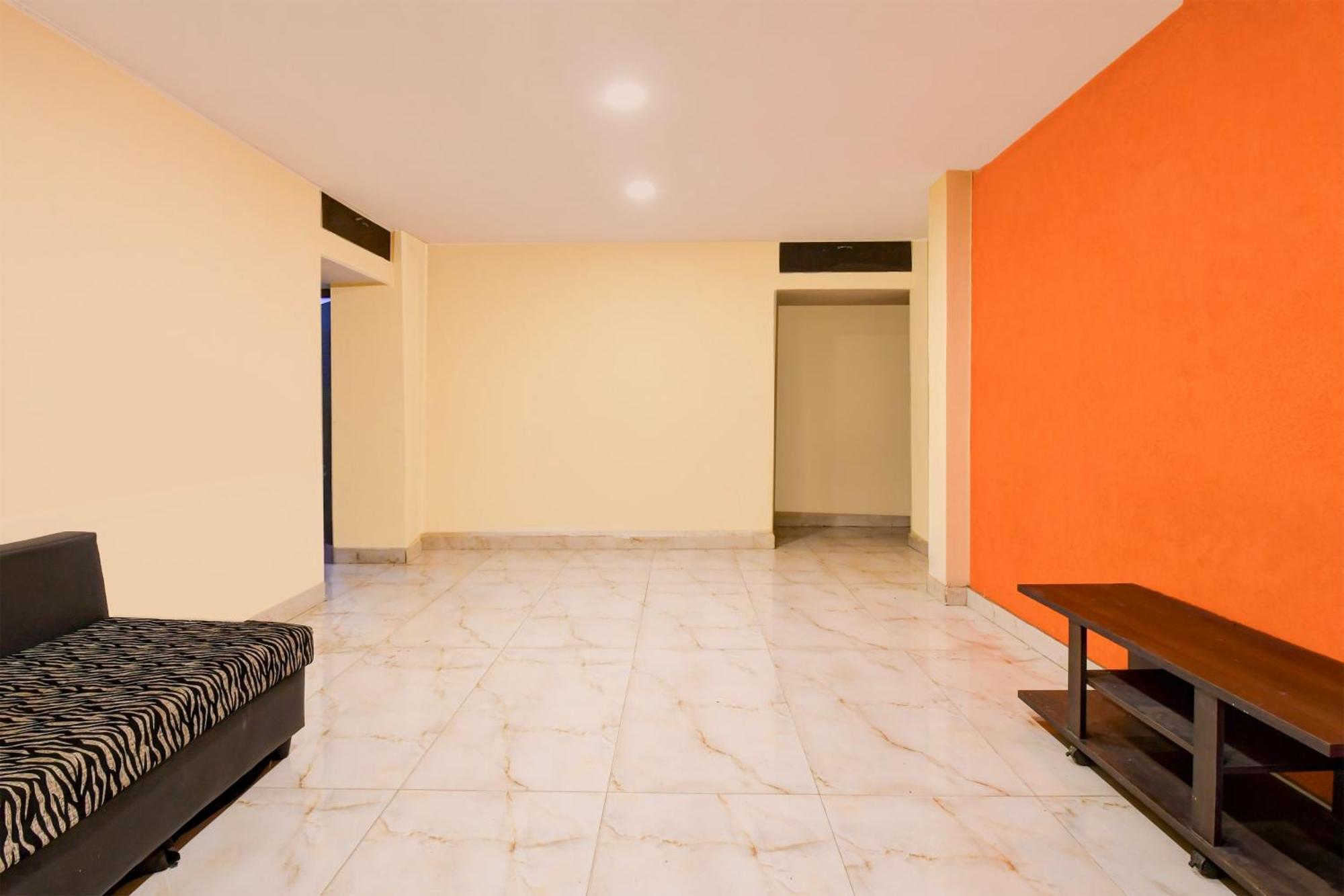 Super Hotel O New Alipore Колката Екстериор снимка