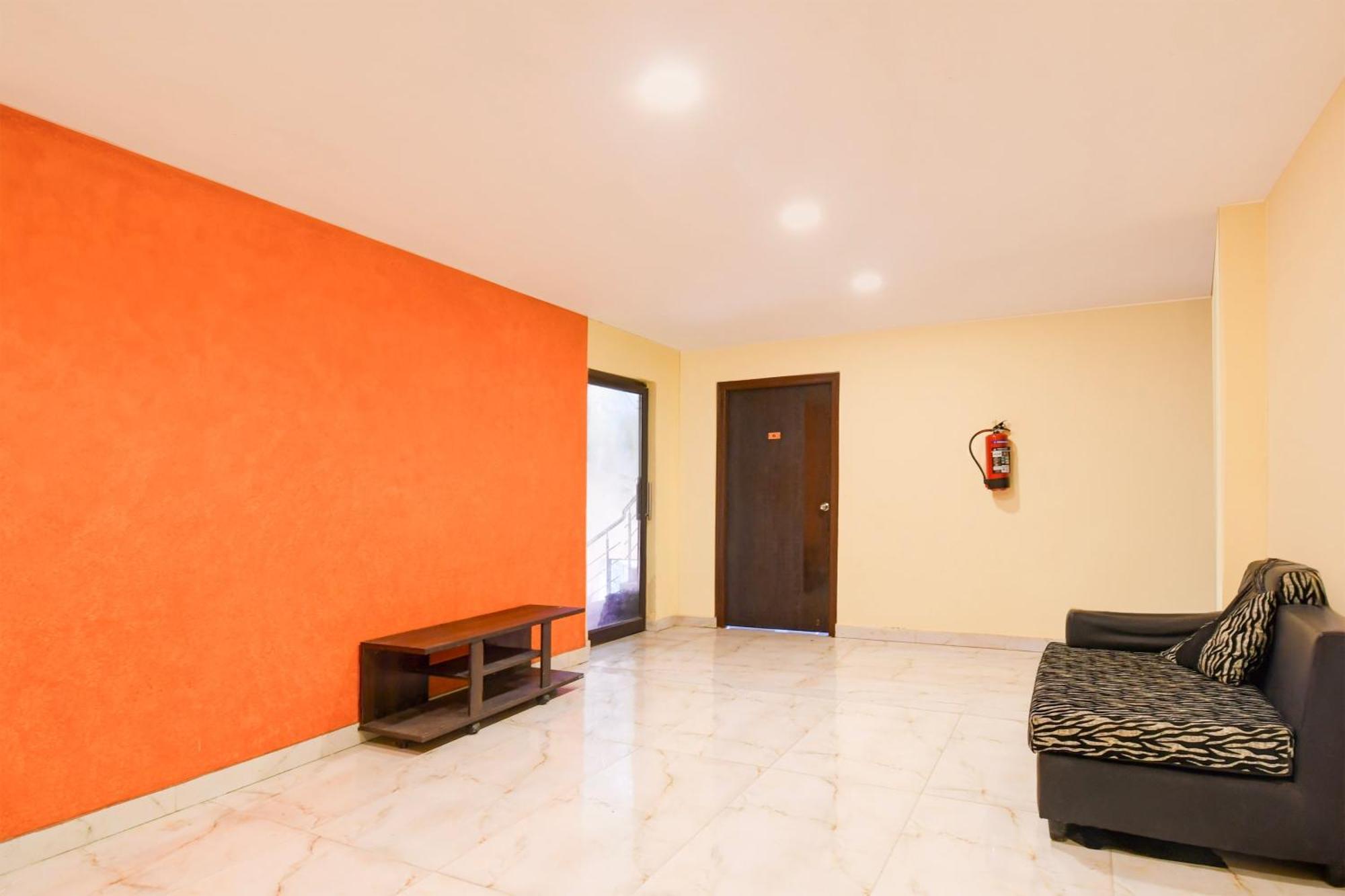 Super Hotel O New Alipore Колката Екстериор снимка
