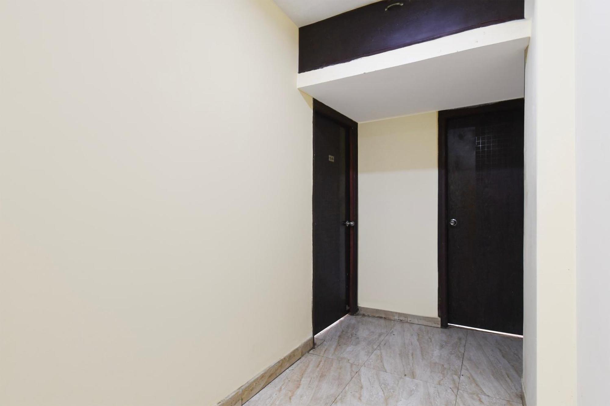 Super Hotel O New Alipore Колката Екстериор снимка